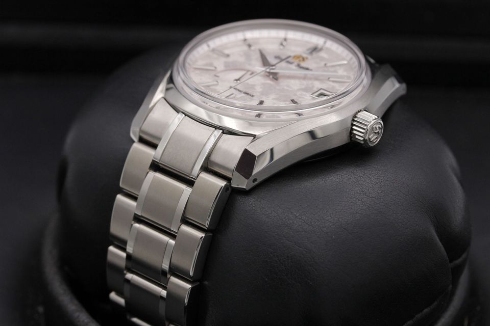 Grand Seiko Heritage Collection SBGA443 Image 2